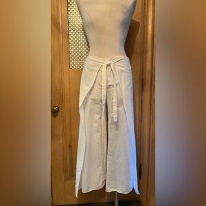 BCBG MAX AZRIA cotton linen white palazzo pants 12